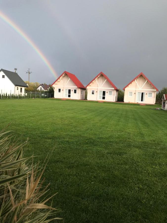Pokoje Goscinne U Izy Łeba Exteriör bild